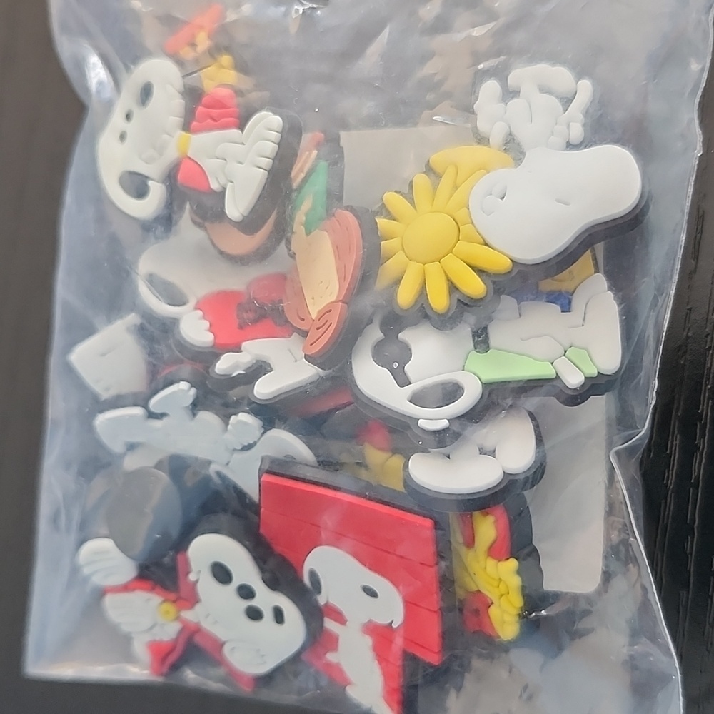 Peanuts Character Inspired Croc Shoe Charms (Set of 13) - Picture 14 of 14